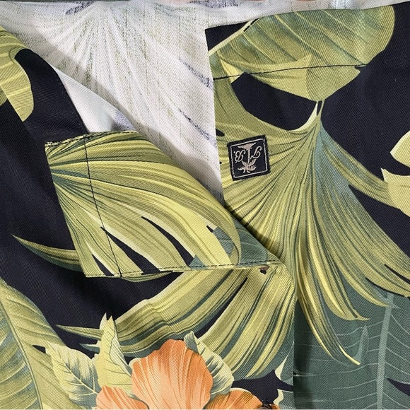 Tommy Bahama 100% Silk Hawaiian Shirt Black Green Yellow Floral Print Size M - Picture 9 of 15